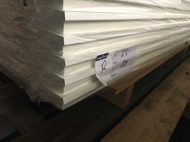 - pallet binnendeuren 231,5x83 (8x) - afbeelding 1 van  1