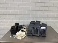- partij tabletmenukaarten met laadkabel station - afbeelding 1 van  4