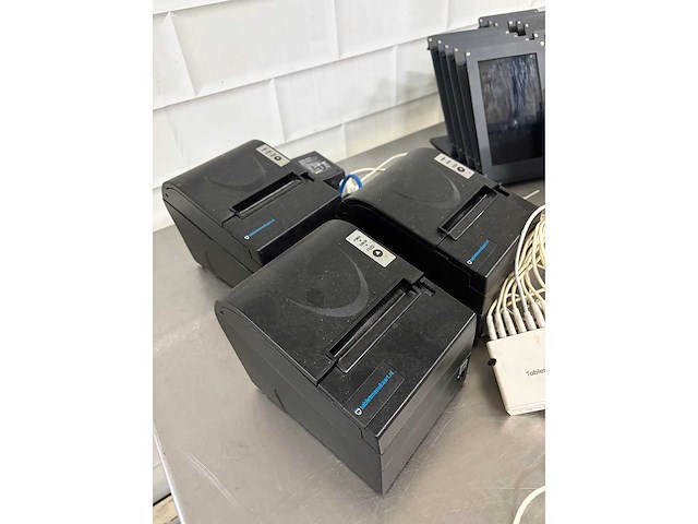 - partij tabletmenukaarten met laadkabel station - afbeelding 3 van  4