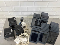 - partij tabletmenukaarten met laadkabel station - afbeelding 4 van  4
