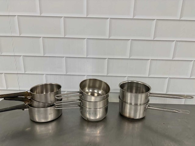 - rvs steelpan (8x) - afbeelding 1 van  4