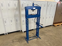 - t. 10 - hydraulische werkplaats pers - afbeelding 1 van  6
