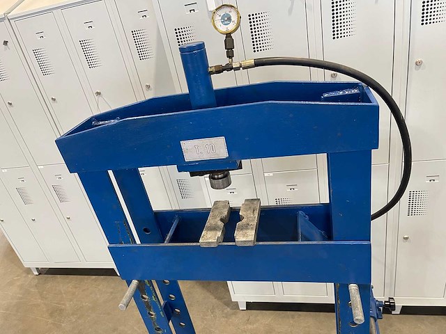 - t. 10 - hydraulische werkplaats pers - afbeelding 3 van  6