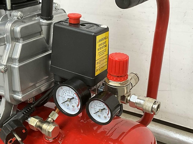 003.00181 luchtcompressor - afbeelding 2 van  13