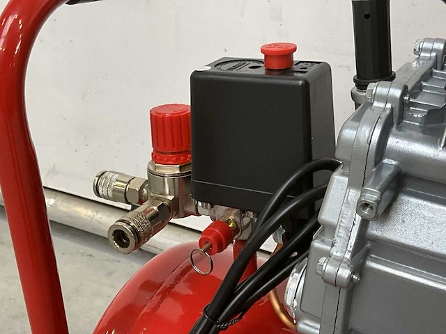 003.00181 luchtcompressor - afbeelding 3 van  9