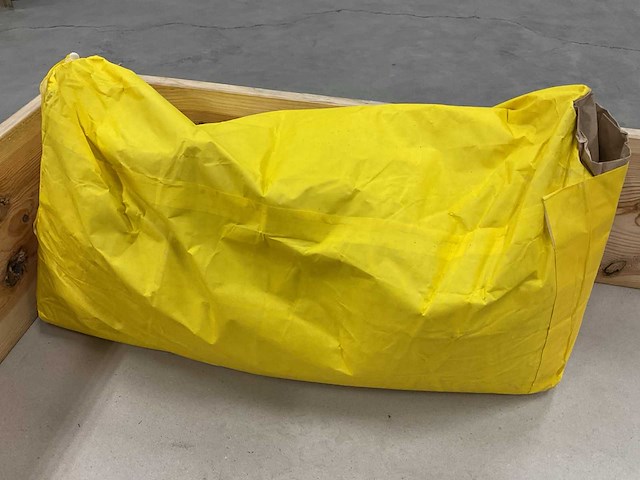 0.1-0.4mm zak á 25kg aluminiumsilicaat - afbeelding 1 van  2