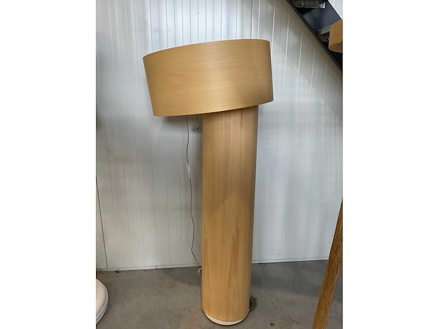 018 - hoepel lamp - afbeelding 1 van  3