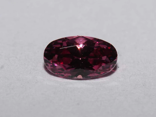 0,25 ct. ovale vorm roze lavendel - rododiet-edelsteen - afbeelding 1 van  8