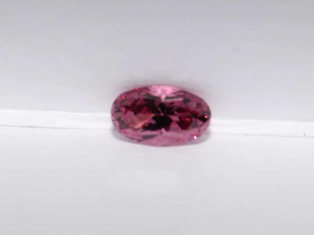 0,25 ct. ovale vorm roze lavendel - rododiet-edelsteen - afbeelding 8 van  8