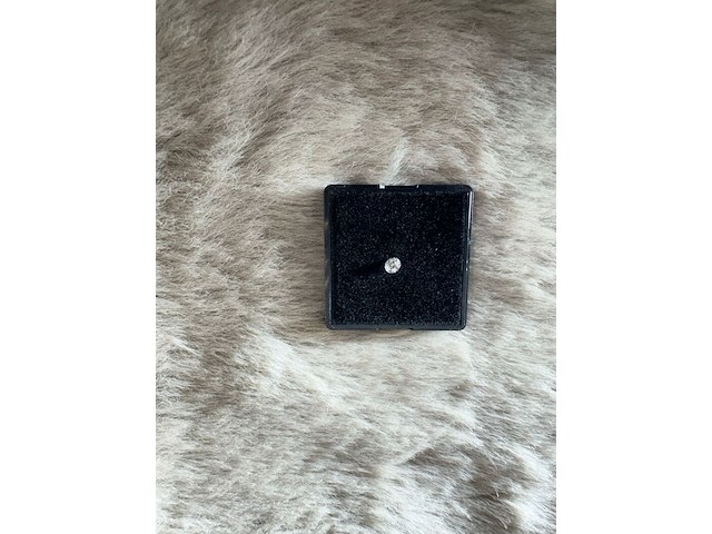 0.32 karaat diamant (gecertificeerd) - afbeelding 3 van  8