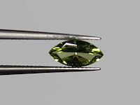 0,48 ct. marquise-vorm appelgroene kleur peridoot-edelsteen - afbeelding 6 van  13