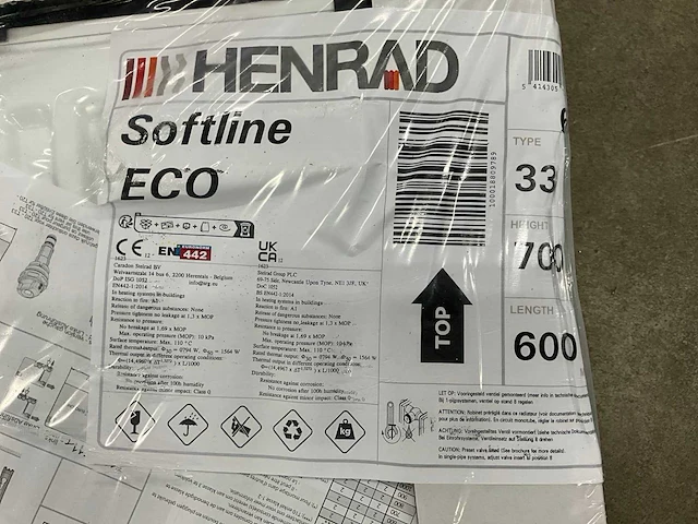 0597073306 paneelradiator softline eco 700-33-600 1564w (2x) - afbeelding 5 van  8