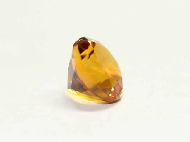 0,64ct. ronde goudkleurige citrien-edelsteen - afbeelding 2 van  7