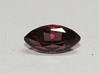 0,75 ct. marquise vorm frambeis - rodoliet-edelsteen
