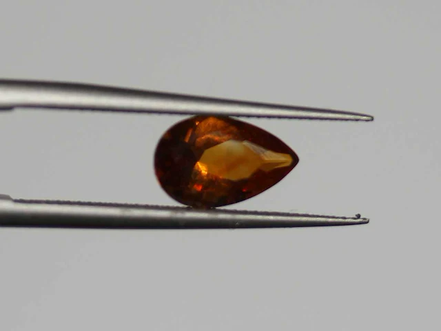 0,75 ct. peervormige gouden -citrien-edelsteen - afbeelding 6 van  10
