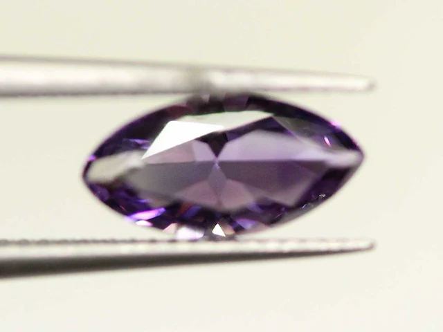 0,96 ct. marquise-vorm violette kleur amethist-edelsteen - afbeelding 4 van  5