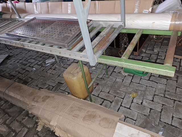 1 aluminiumzaagmachine met rollerbaan - afbeelding 4 van  5