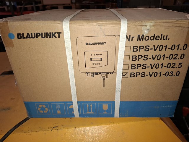 1 blaupunkt omvormer - afbeelding 1 van  2