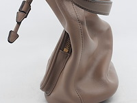 1 handtas, prada - afbeelding 9 van  11