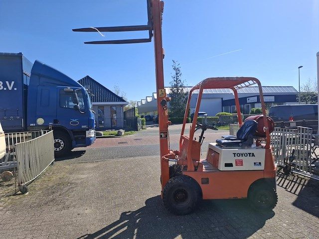 1 heftruck toyota fg14 - afbeelding 1 van  8