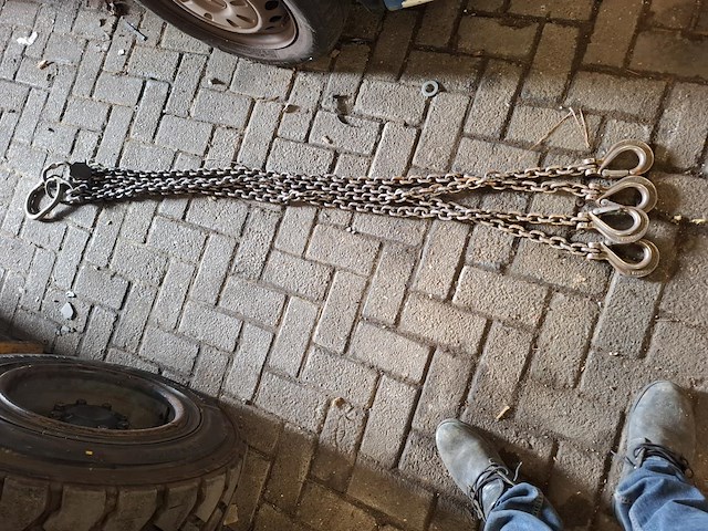 1 ketting 4-sprong - afbeelding 1 van  3