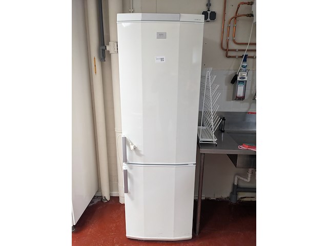 1 koel vrieskast aeg, elektrolux santo, wit, bouwjaar 2008 - afbeelding 1 van  6