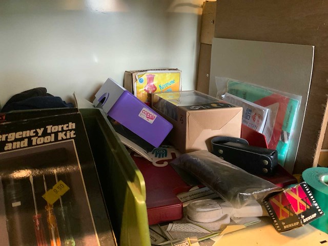 1 legbord stelling met divers - afbeelding 6 van  6