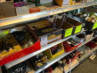 1 legbord stelling met divers - afbeelding 1 van  6