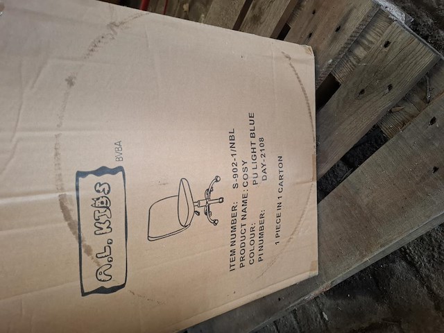 1 lot div stoelen - afbeelding 4 van  5