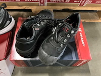 1 paar sneakers + 1 paar werkschoenen - afbeelding 2 van  3