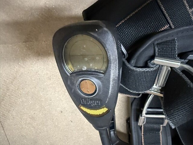 1 pallet diverse onderdelen tbv ademluchttoestellen en ademhalingsbescherming, dräger - afbeelding 6 van  22