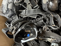 1 pallet diverse onderdelen tbv ademluchttoestellen en ademhalingsbescherming, dräger - afbeelding 16 van  22