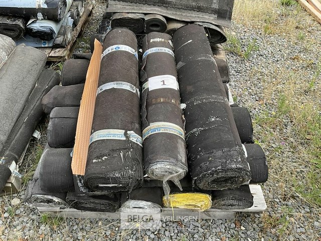 1 pallet diverse rollen bitumineuze dakbedekking - afbeelding 1 van  2