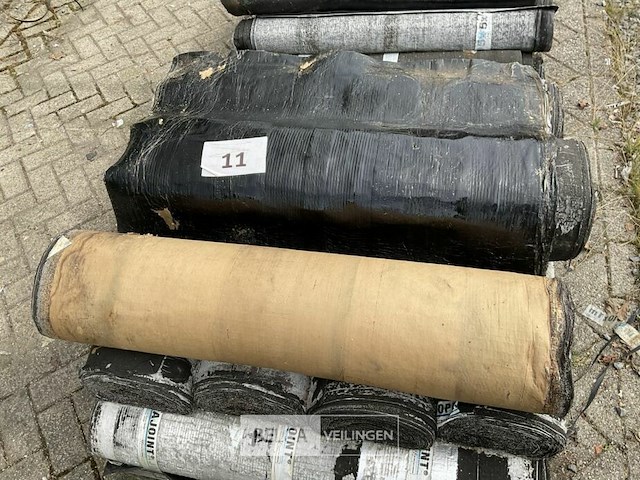 1 pallet diverse rollen bitumineuze dakbedekking - afbeelding 1 van  2