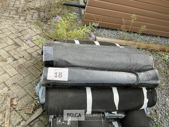 1 pallet diverse rollen bitumineuze dakbedekking - afbeelding 1 van  2