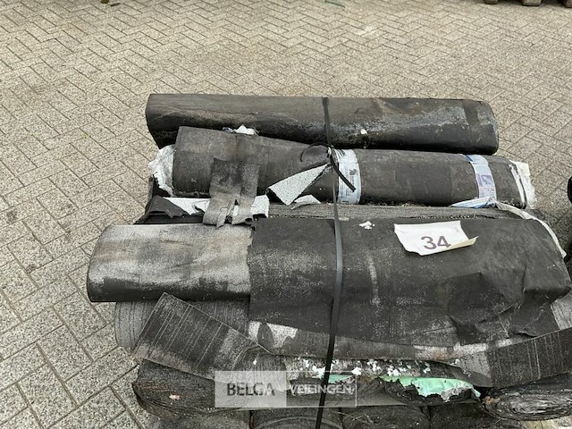 1 pallet diverse rollen bitumineuze dakbedekking - afbeelding 1 van  2