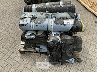1 pallet diverse rollen bitumineuze dakbedekking - afbeelding 1 van  2