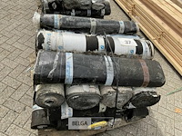 1 pallet diverse rollen bitumineuze dakbedekking - afbeelding 1 van  2