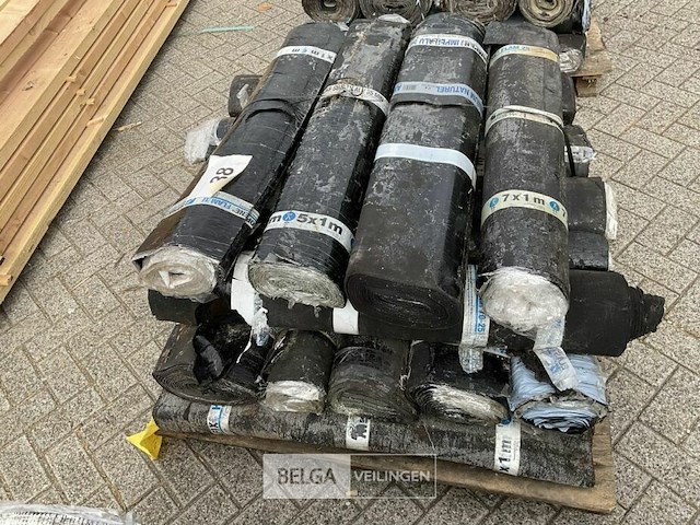 1 pallet diverse rollen bitumineuze dakbedekking - afbeelding 2 van  2