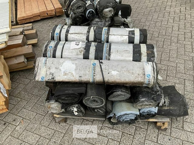 1 pallet diverse rollen bitumineuze dakbedekking - afbeelding 2 van  2