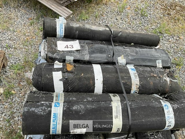 1 pallet diverse rollen bitumineuze dakbedekking - afbeelding 1 van  2
