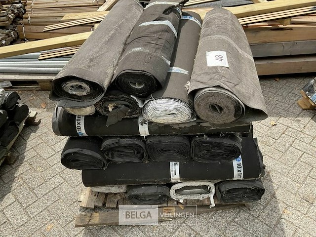 1 pallet diverse rollen bitumineuze dakbedekking - afbeelding 2 van  2