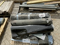 1 pallet diverse rollen bitumineuze dakbedekking - afbeelding 1 van  2