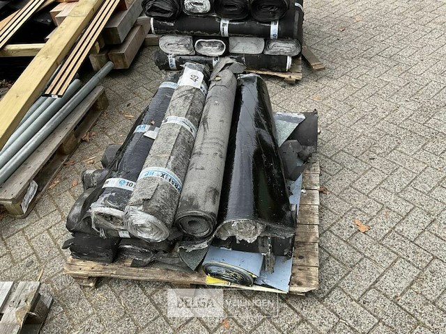 1 pallet diverse rollen bitumineuze dakbedekking - afbeelding 2 van  2