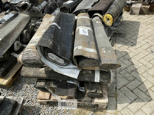 1 pallet diverse rollen bitumineuze dakbedekking - afbeelding 2 van  2