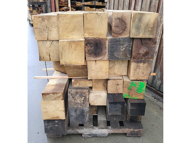 1 pallet eiken rest stukken 200 x 200 mm, ca 1m3 - afbeelding 3 van  5