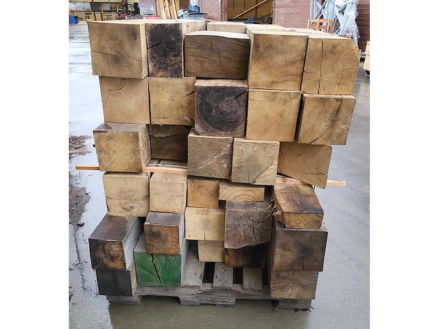 1 pallet eiken rest stukken 200 x 200 mm, ca 1m3 - afbeelding 5 van  5