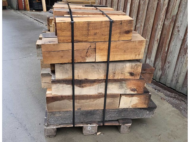 1 pallet eiken reststukken 150 x 150 mm, ca 1m3 - afbeelding 6 van  6