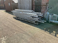 1 pallet met 17 aluminium ladders, enkel diverse lengtes. - afbeelding 1 van  2