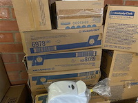 1 partij tork, kimbery clark, handdoekdispenser, toiletdispenser, verschillende modellen - afbeelding 5 van  5
